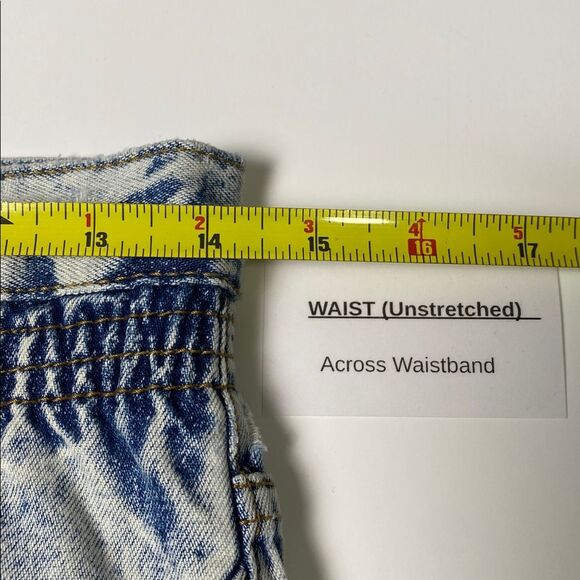 Vintage 1980's High Waisted Acid Wash Denim Shorts Women's Size 5/6 - Picture 12 of 16